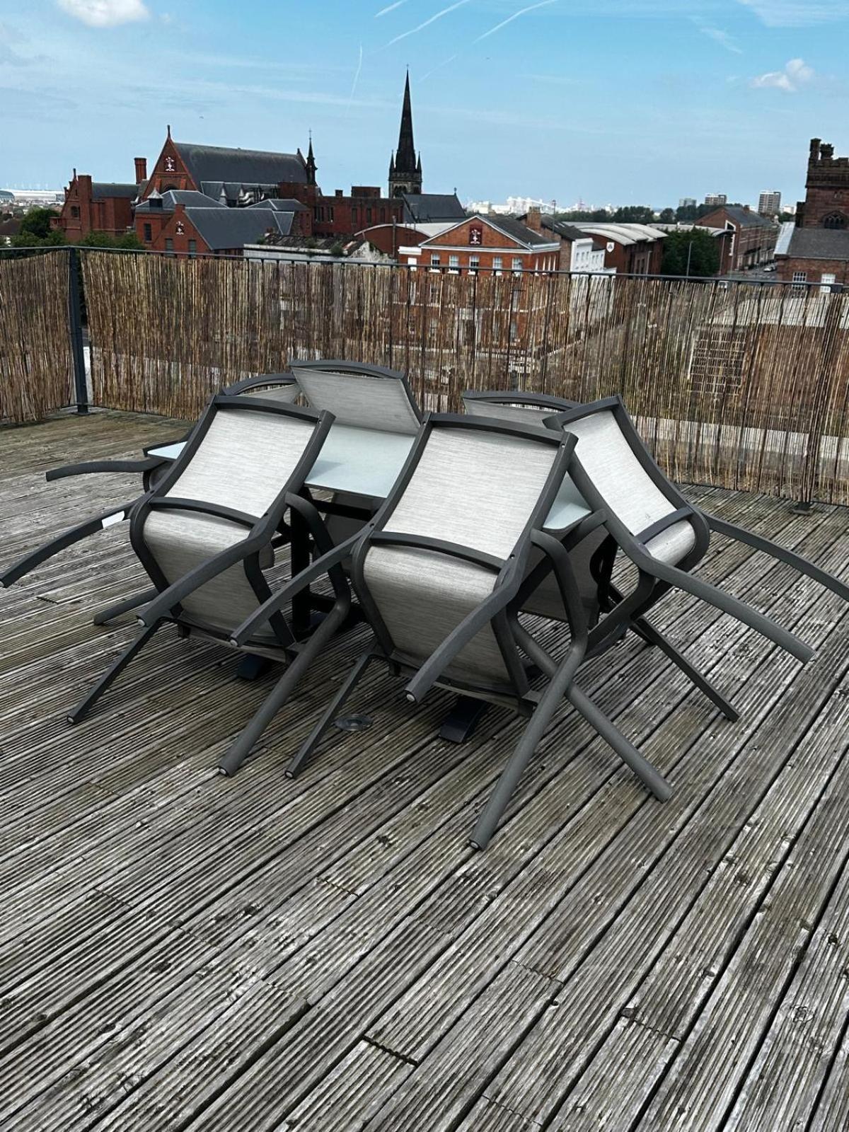 Penthouse - Liverpool City Centre - Nhs Stays - Liverpool Royal Hospital エクステリア 写真